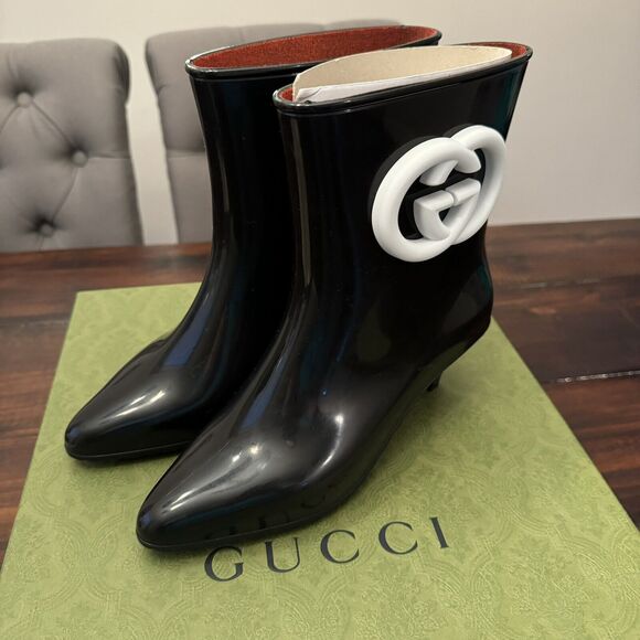 GUCCI Women's Interlocking G Rubber Ankle Boots - Picture 2 of 16